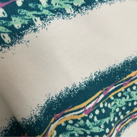 Nike Tee Shirt Stories Max 90 Retro Streetwear Crewneck Green Purple Yellow - Picture 8 of 15